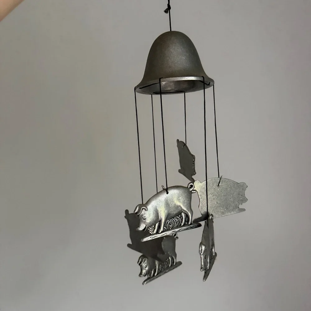 Vintage Pewter Pig Wind Chime Rustic Farmhouse Garden Decor Metal Bell 5‎ Charms